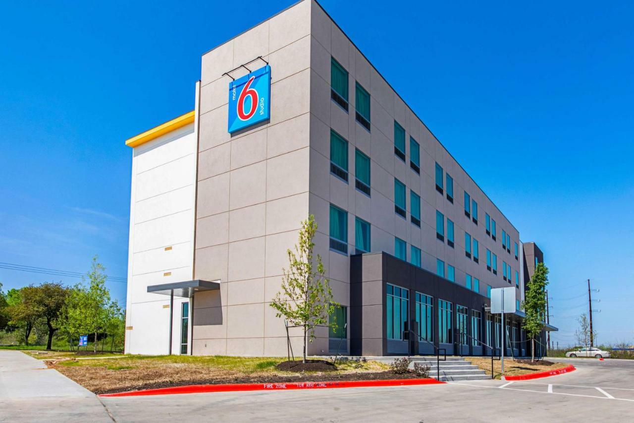 Studio 6 Austin Airport エクステリア 写真
