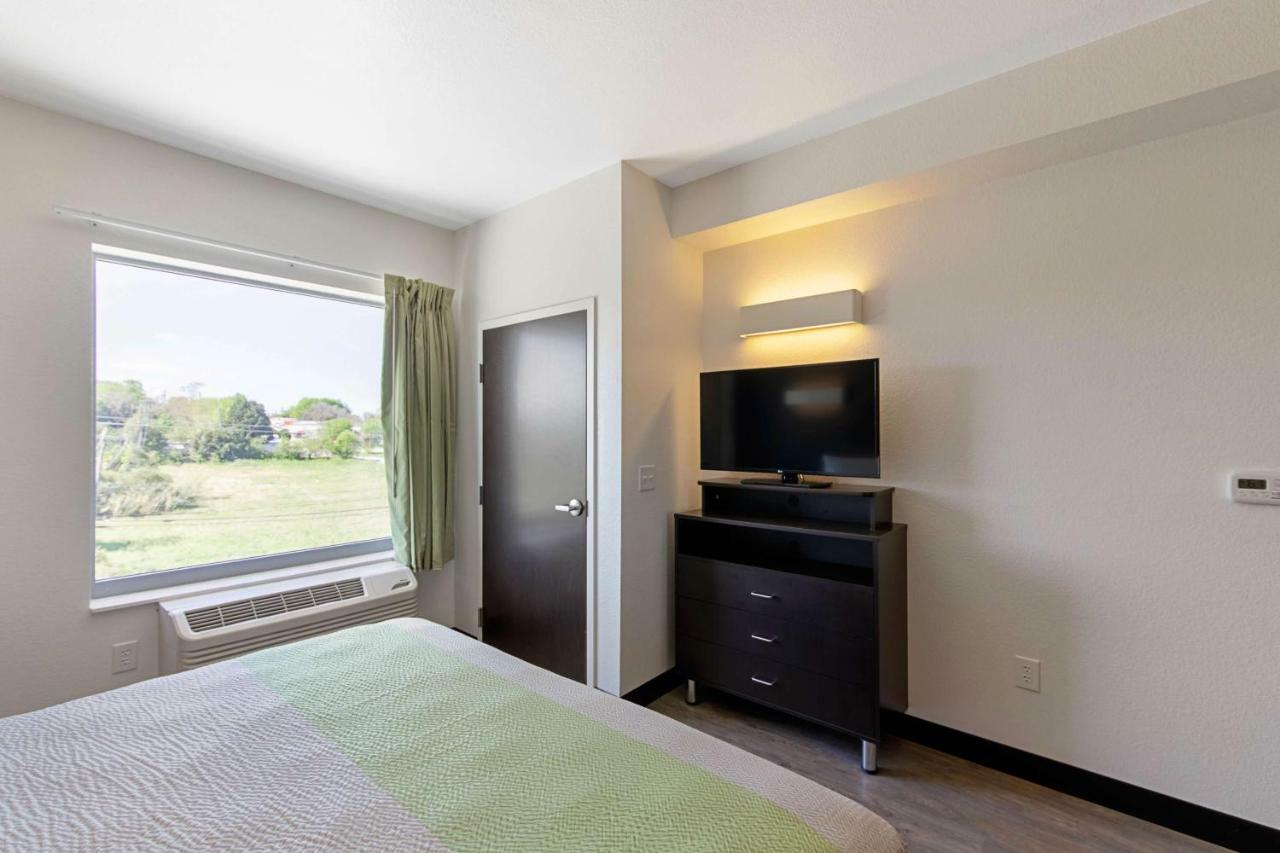 Studio 6 Austin Airport エクステリア 写真